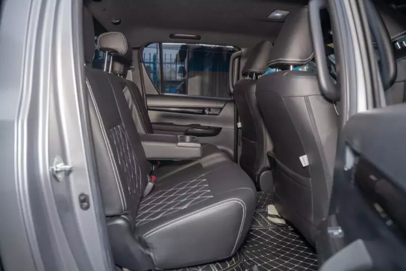 TOYOTA Hilux - 2019