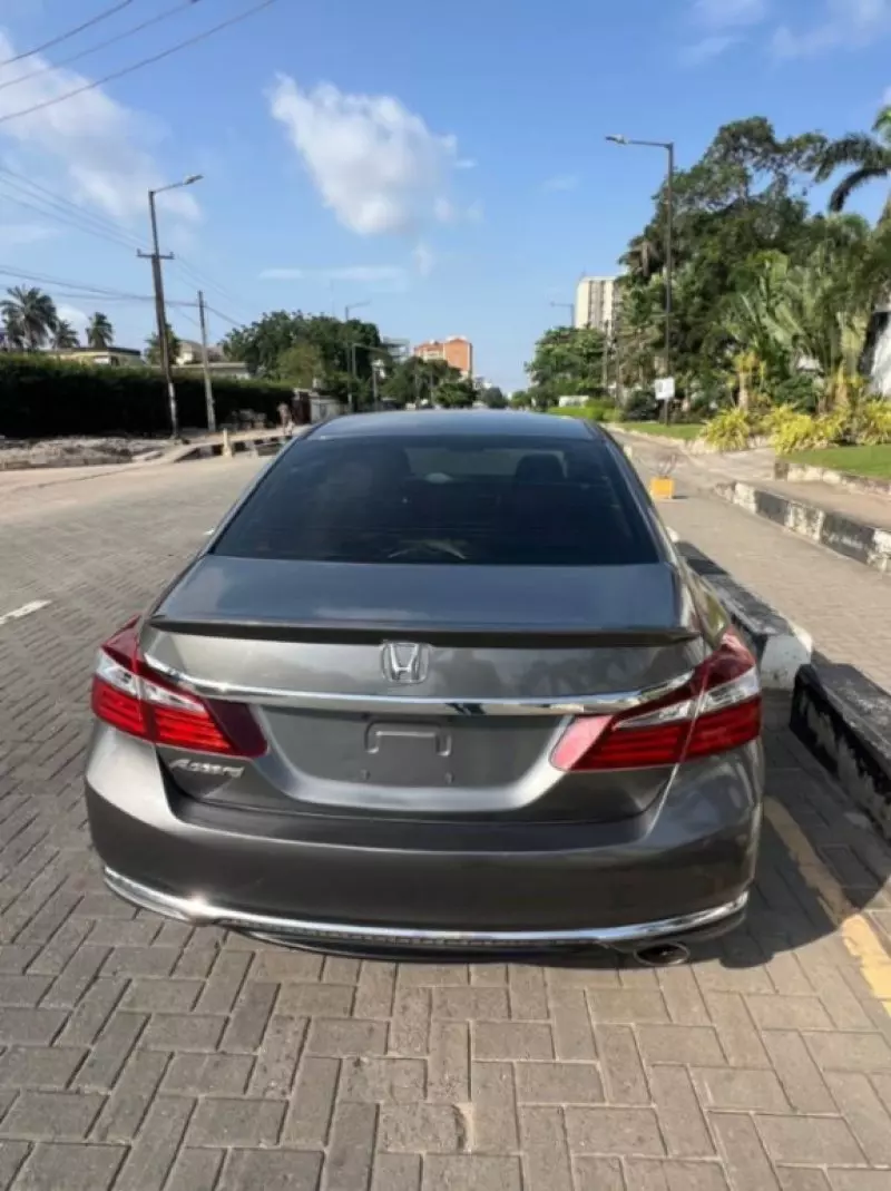 Honda Accord   - 2014