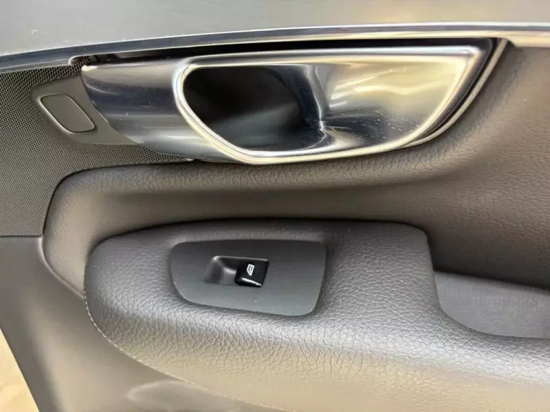 Volvo XC90   - 2016