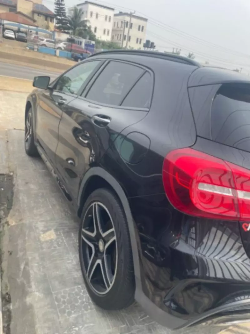 Mercedes-Benz GLE 250   - 2017