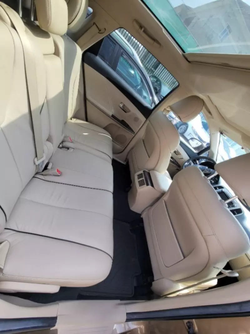 Toyota Venza   - 2013