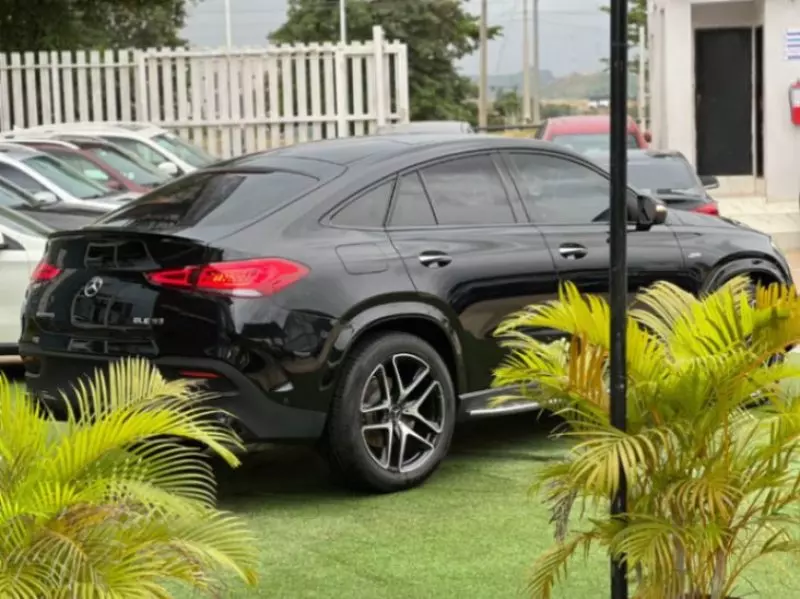 Mercedes-Benz GLE 53 AMG   - 2021