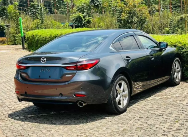 Mazda Atenza    - 2018