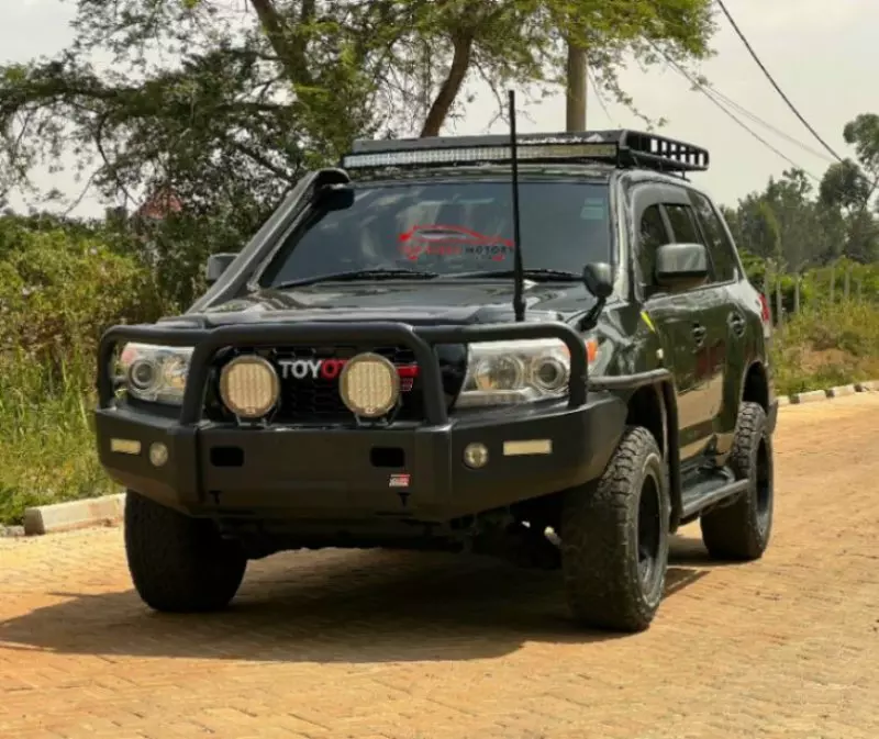 Toyota Land Cruiser   - 2009