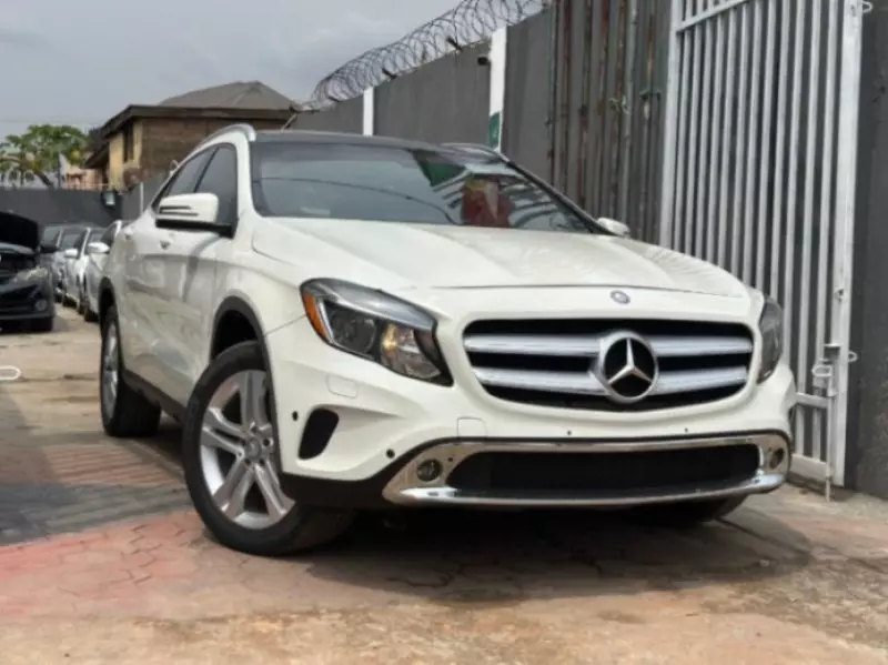 Mercedes-Benz GLA 250   - 2017
