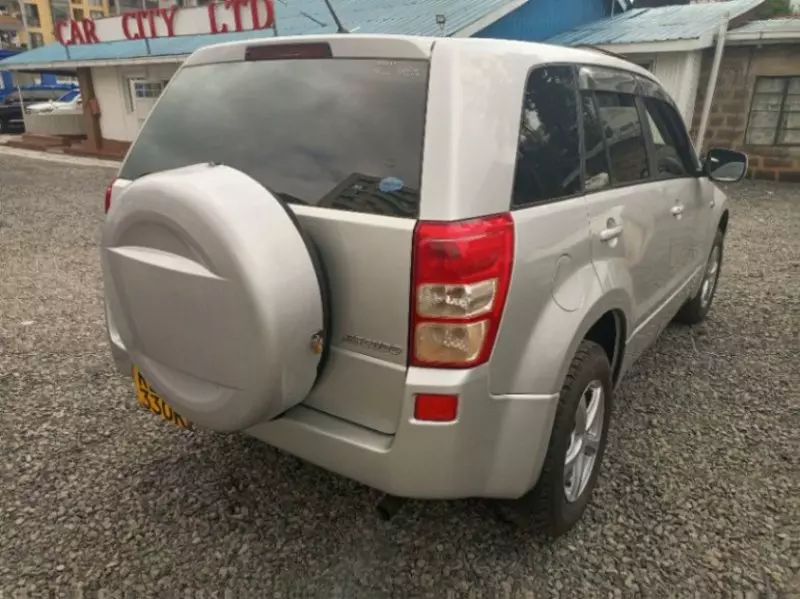 SUZUKI Escudo    - 2006