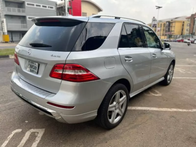 Mercedes-Benz ML 350   - 2014