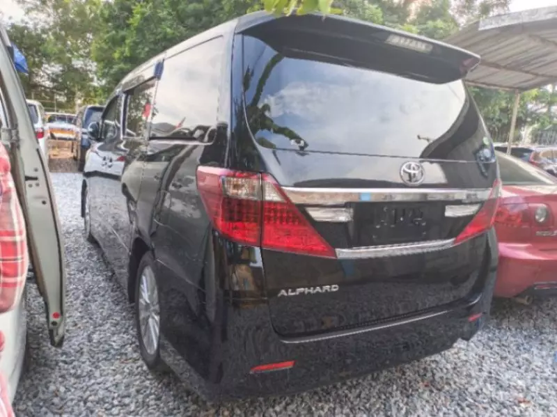 TOYOTA Alphard   - 2013