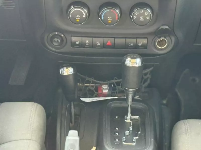 JEEP Wrangler   - 2012