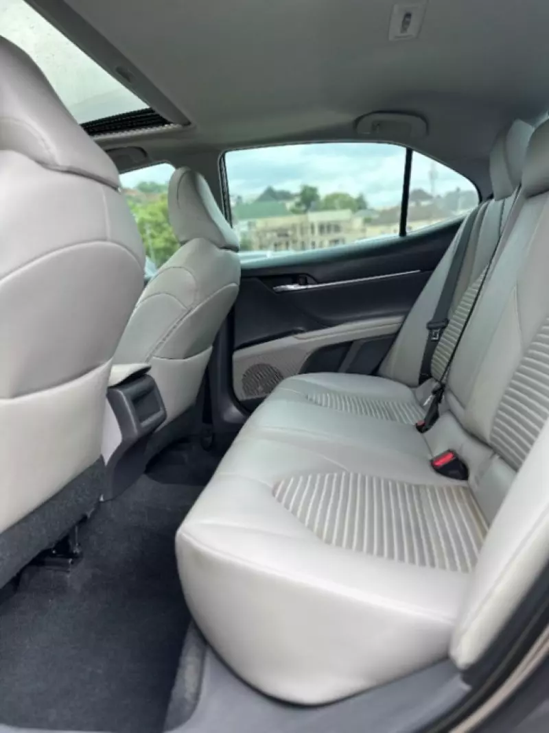 TOYOTA Camry   - 2019