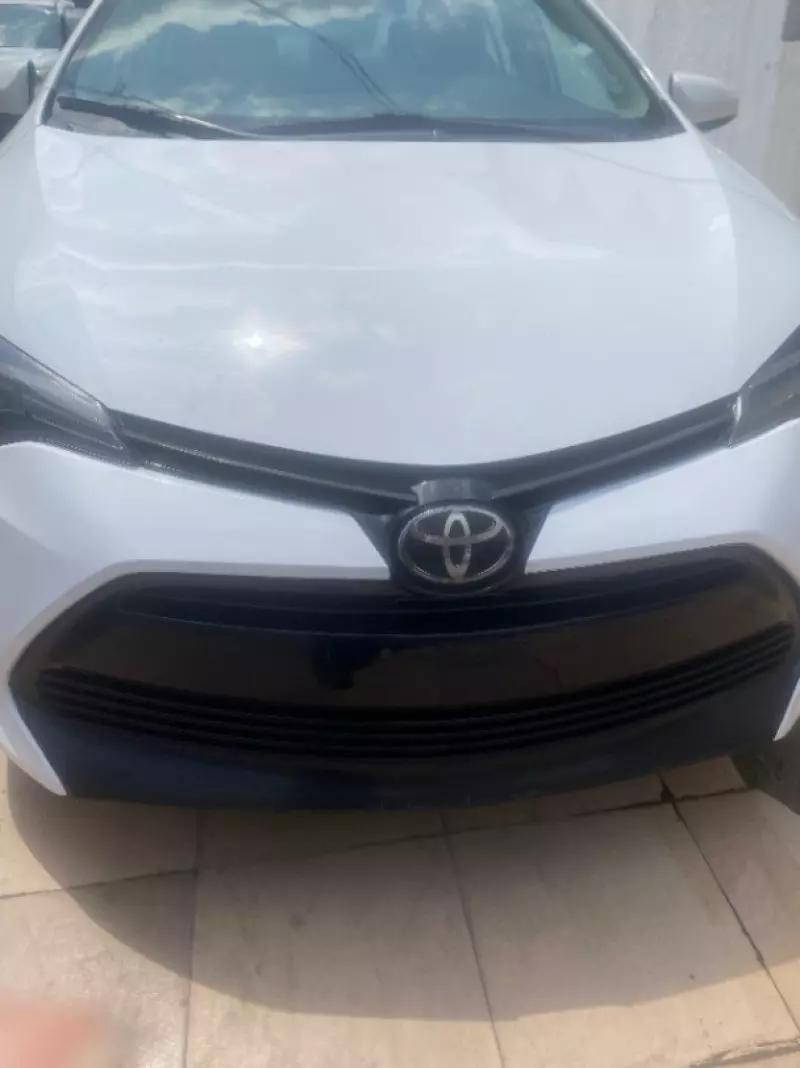 TOYOTA Corolla   - 2018