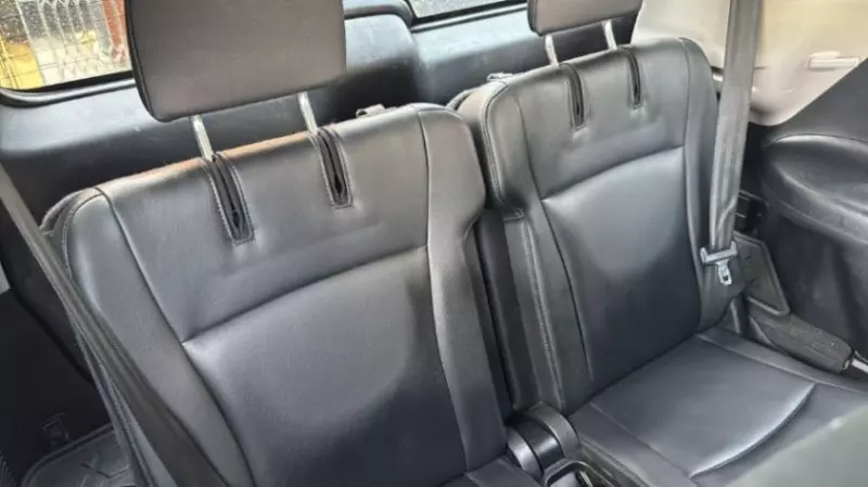 Toyota Highlander   - 2012