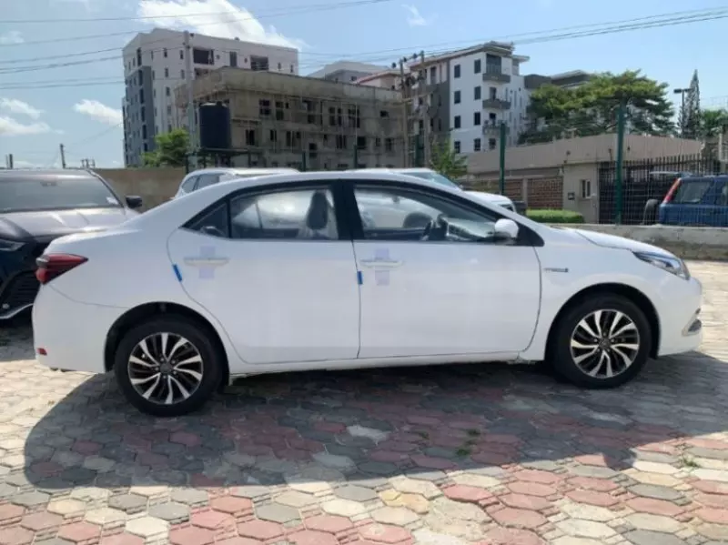 Toyota Corolla   - 2019