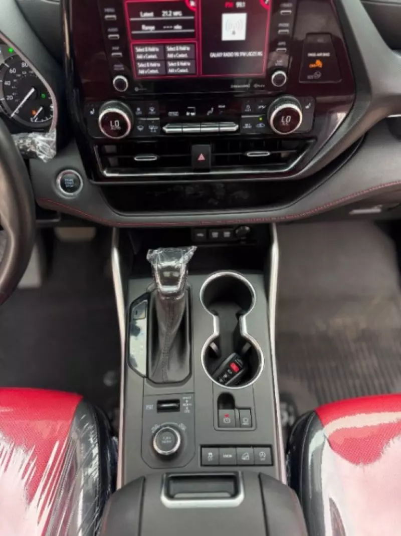 TOYOTA Highlander   - 2021