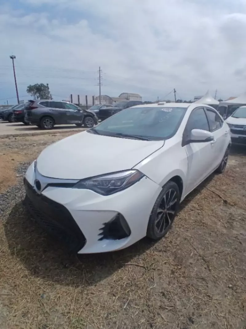 TOYOTA Corolla   - 2019