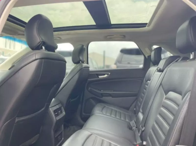 Ford Edge   - 2016