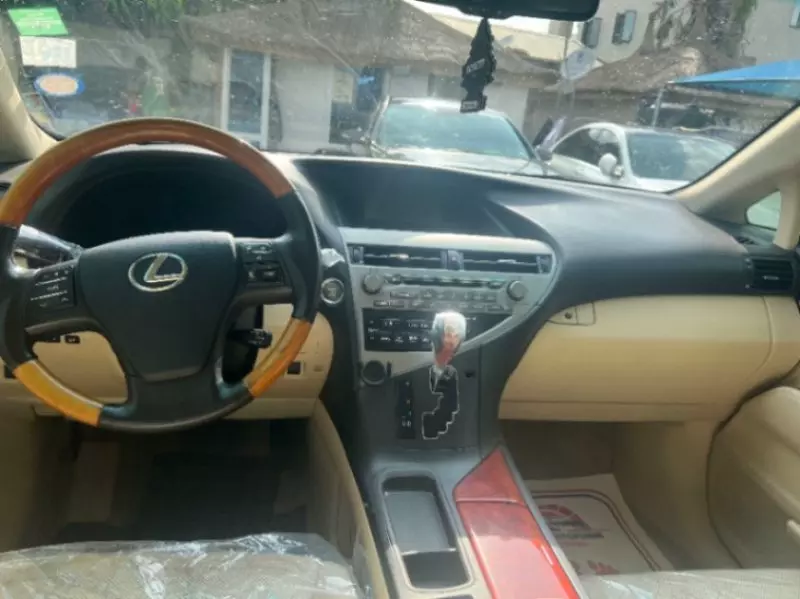 Lexus RX 350   - 2010