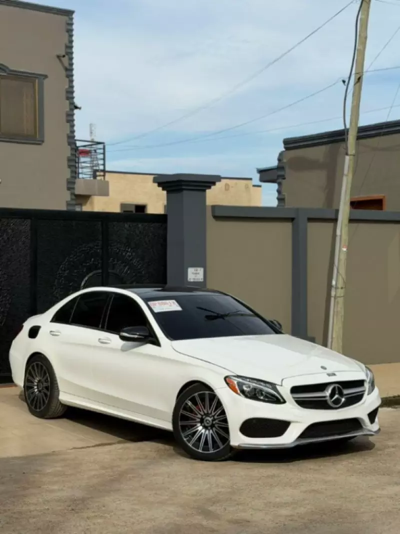 Mercedes-Benz C 300   - 2016