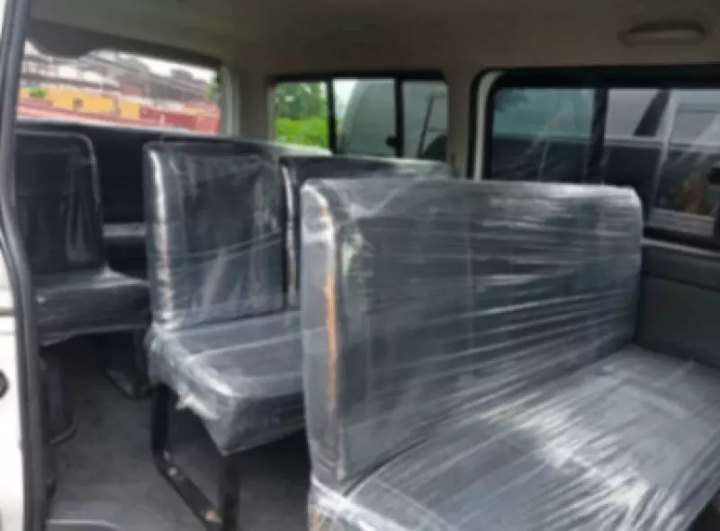 Toyota Hiace - 2011