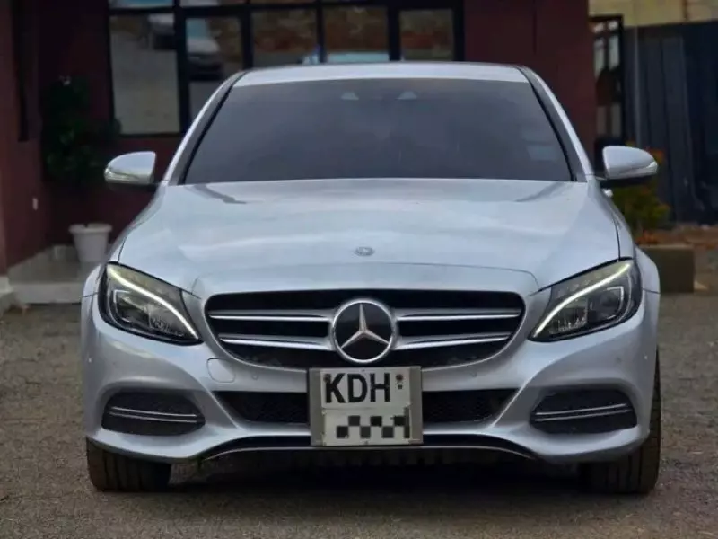 Mercedes-Benz C 200   - 2014