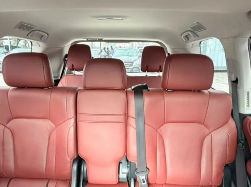 Lexus LX 570   - 2018