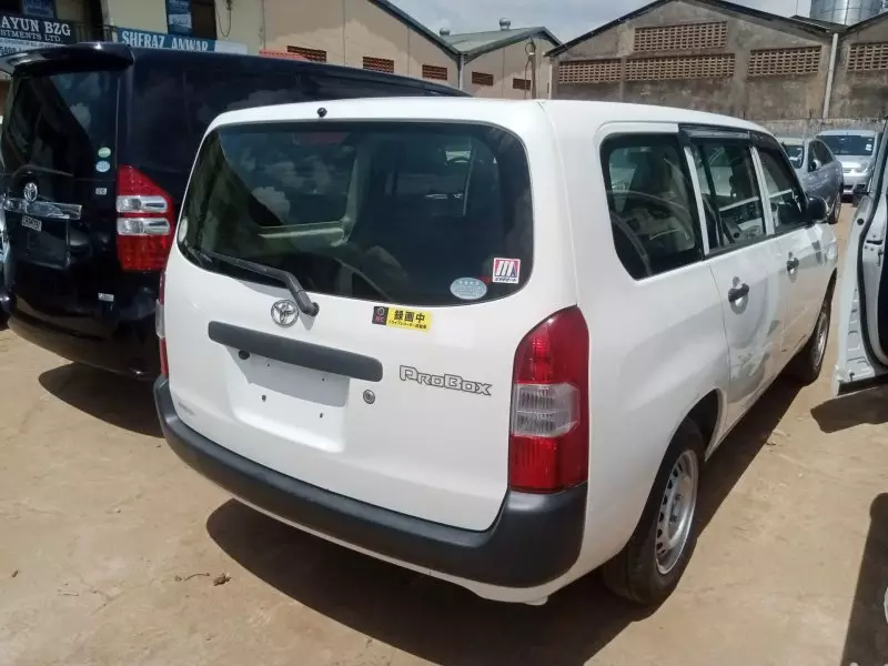 Toyota Probox    - 2016