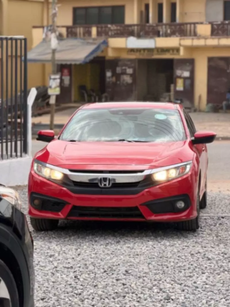 Honda Civic   - 2017