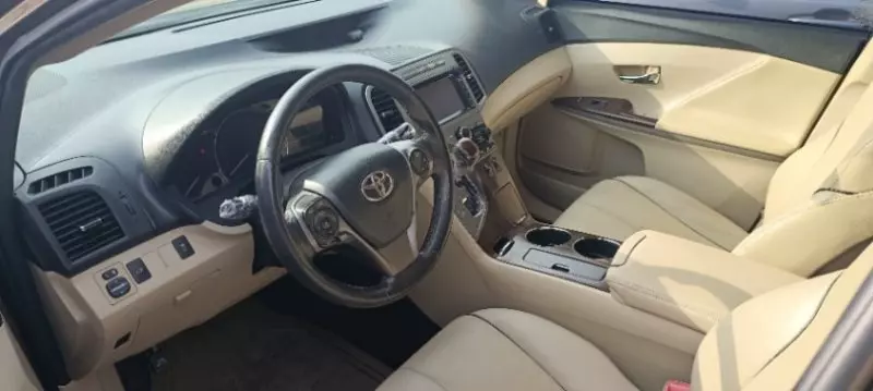 Toyota Venza   - 2013