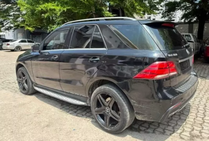 Mercedes-Benz GLE 350 - 2017