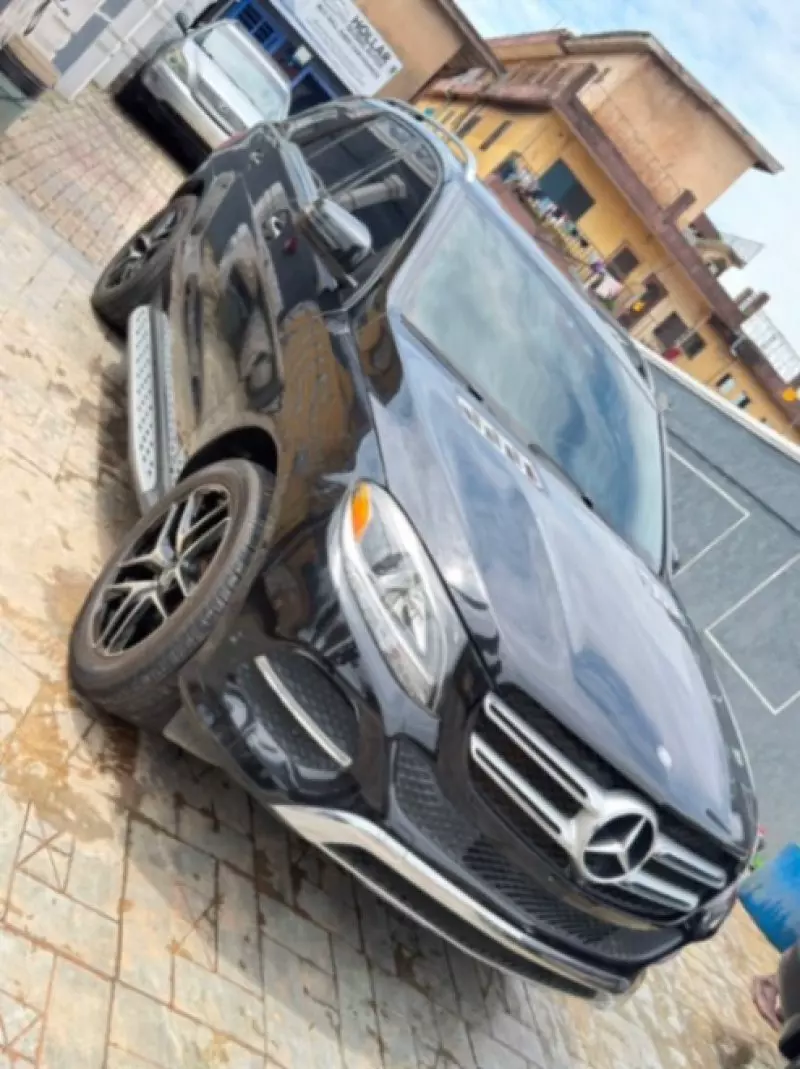 Mercedes-Benz GLE 350   - 2016