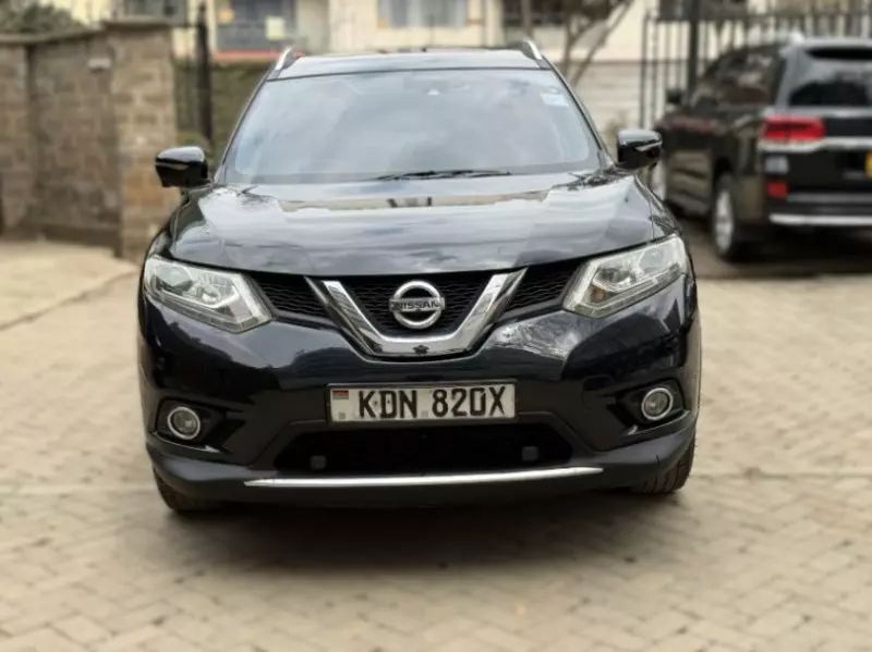 Nissan X-Trail   - 2016
