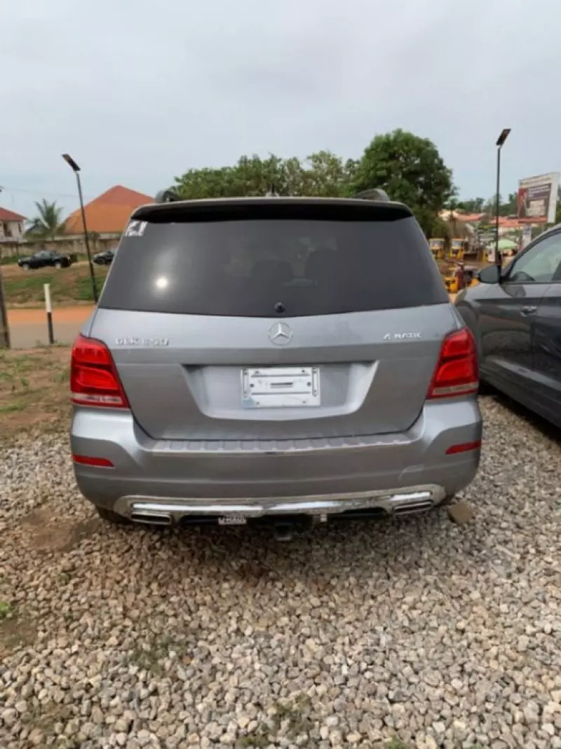 Mercedes-Benz GLK 350   - 2015