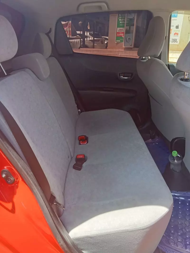 Toyota Vitz   - 2014