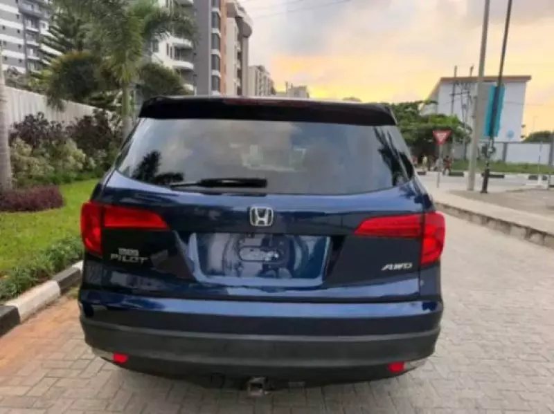 Honda Pilot   - 2016