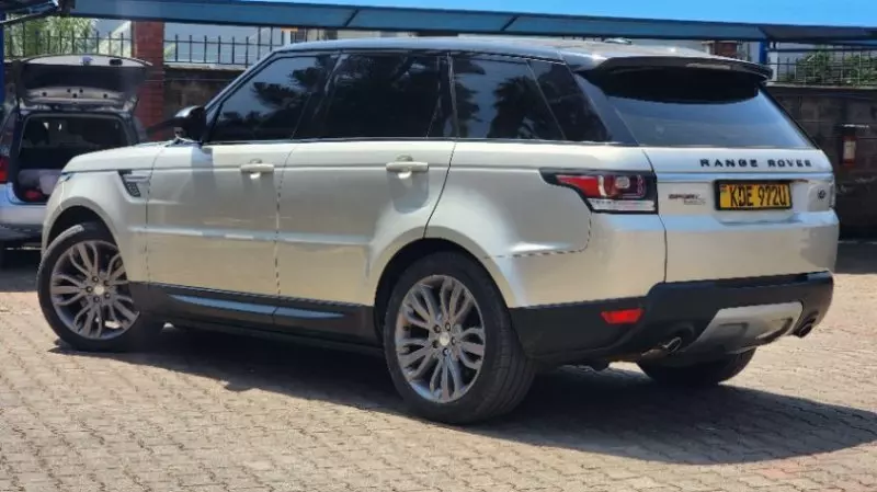 Land Rover Range Rover Sport   - 2014