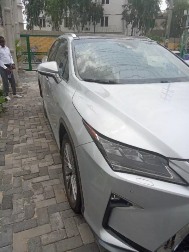 Lexus RX   - 2017