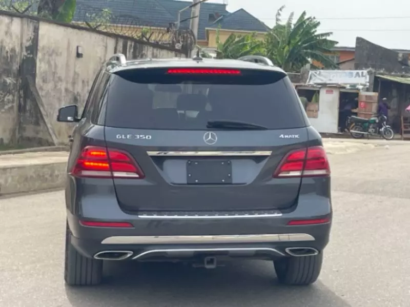 Mercedes-Benz GLE-Class   - 2016