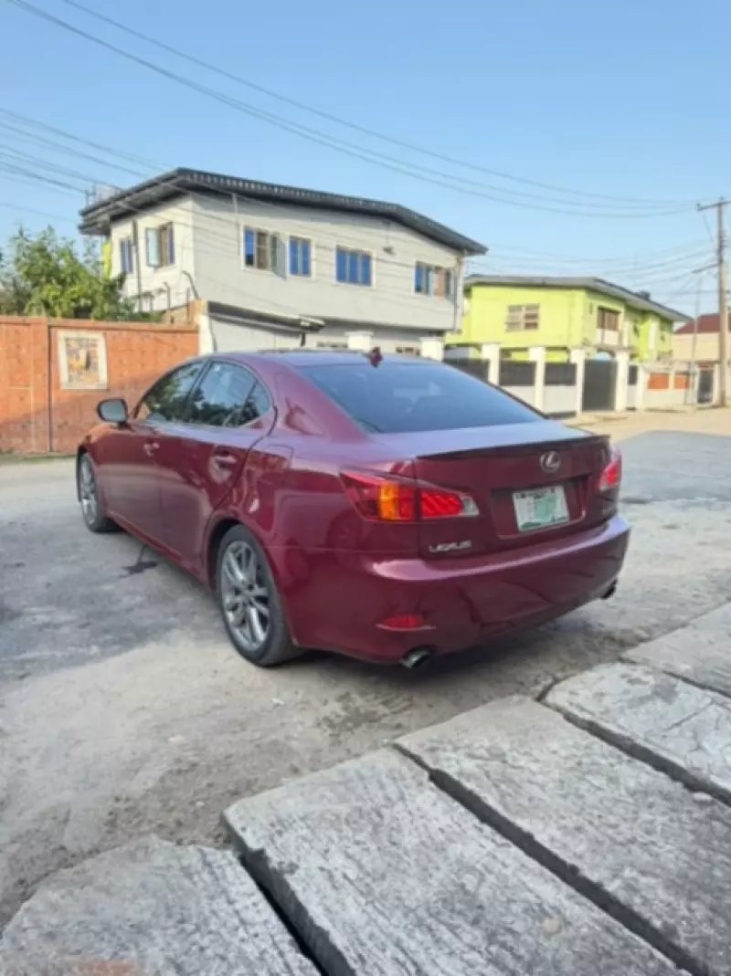 Lexus IS   - 2008