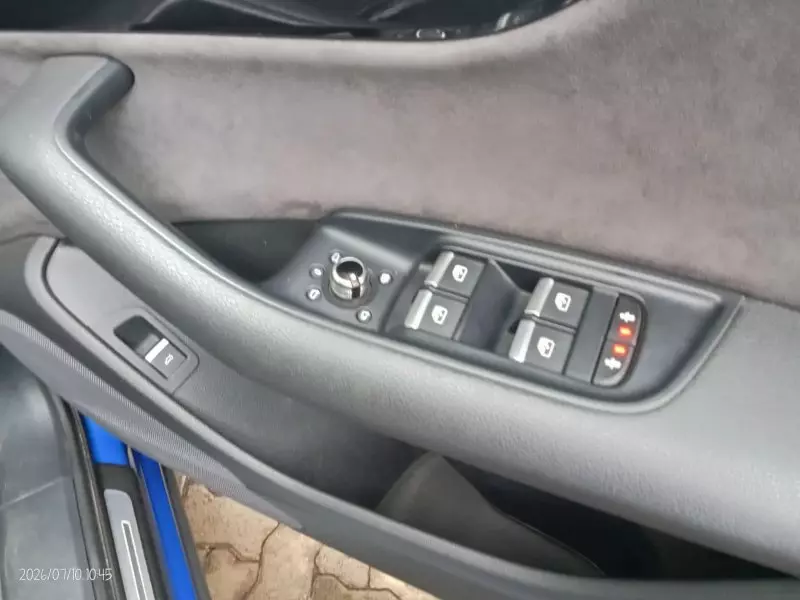 Audi Q7   - 2016