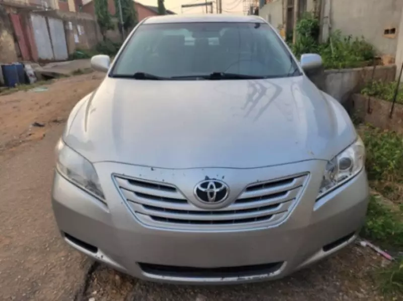 Toyota Camry   - 2007