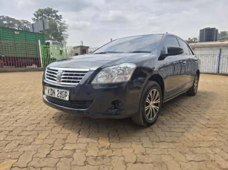 Toyota Premio    - 2016
