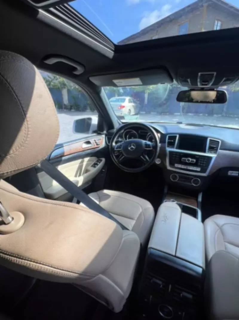 Mercedes-Benz ML 350   - 2007