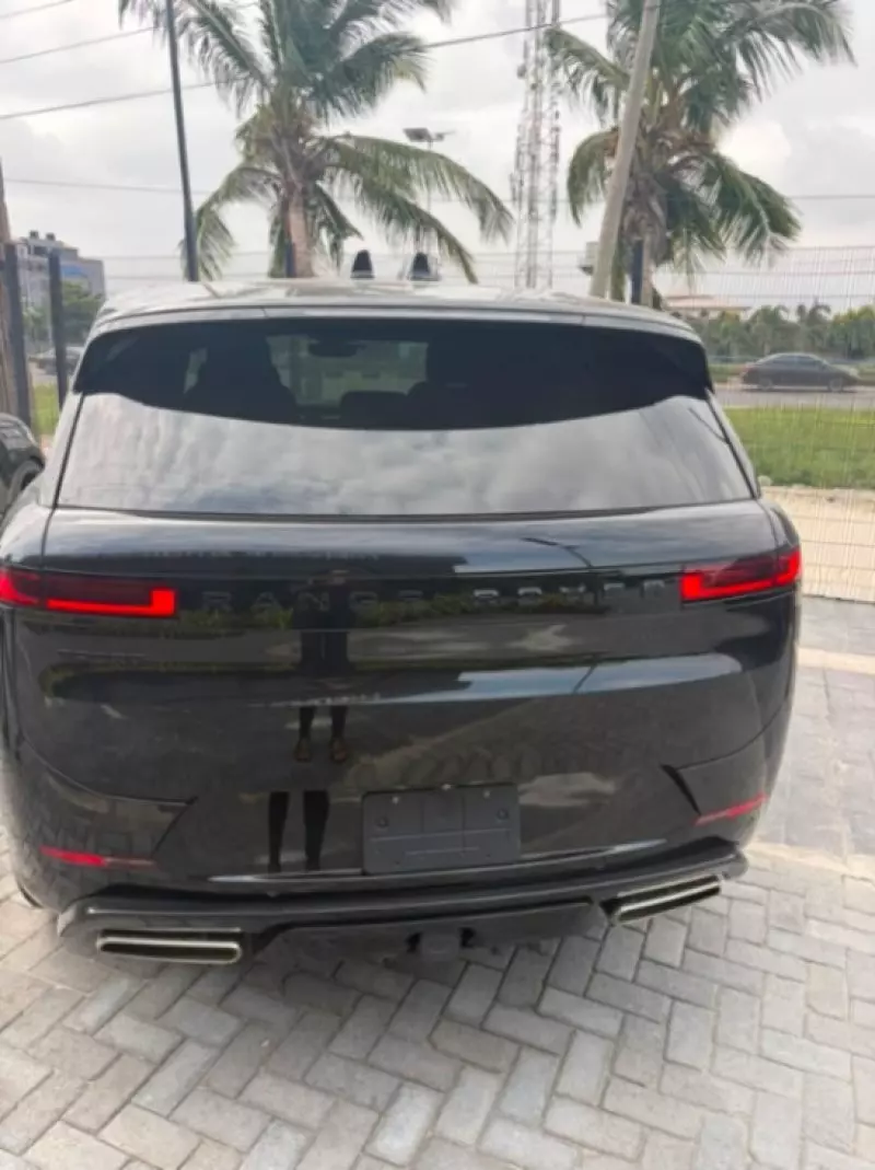 RANGE ROVER Bespoke    - 2024