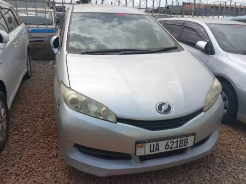 TOYOTA Wish   - 2010