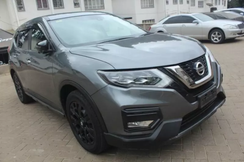 Nissan X-Trail   - 2018