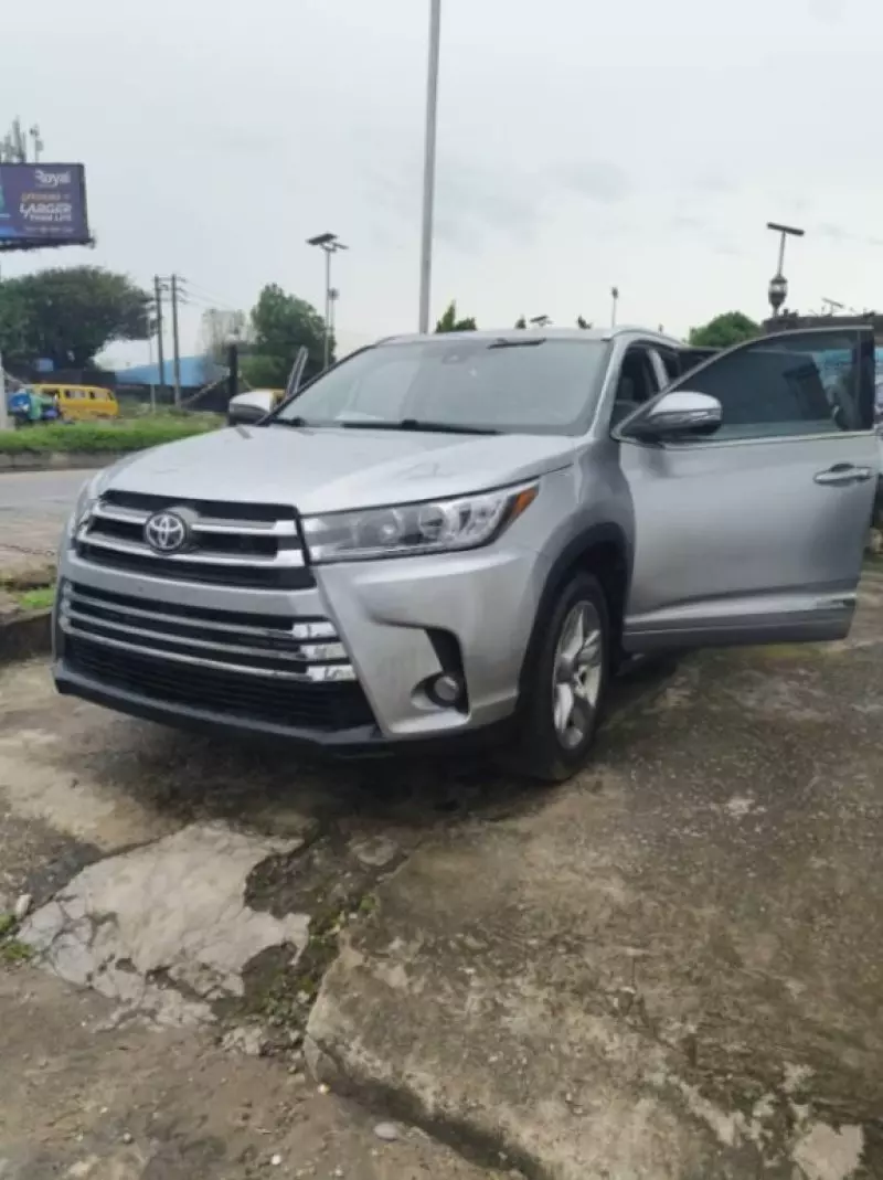 TOYOTA Highlander - 2013