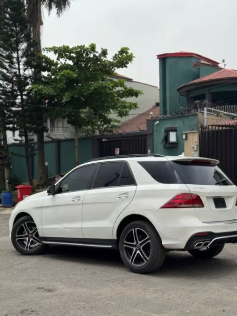 Mercedes-Benz GLE 350   - 2015