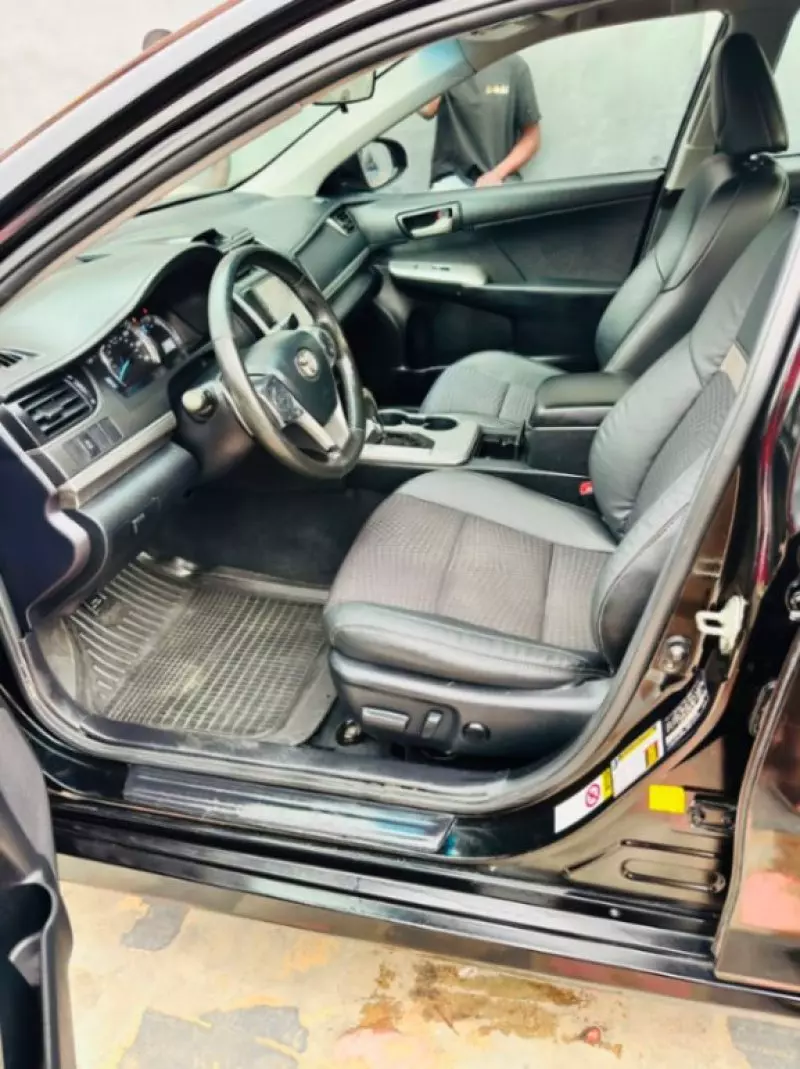 TOYOTA Camry - 2012