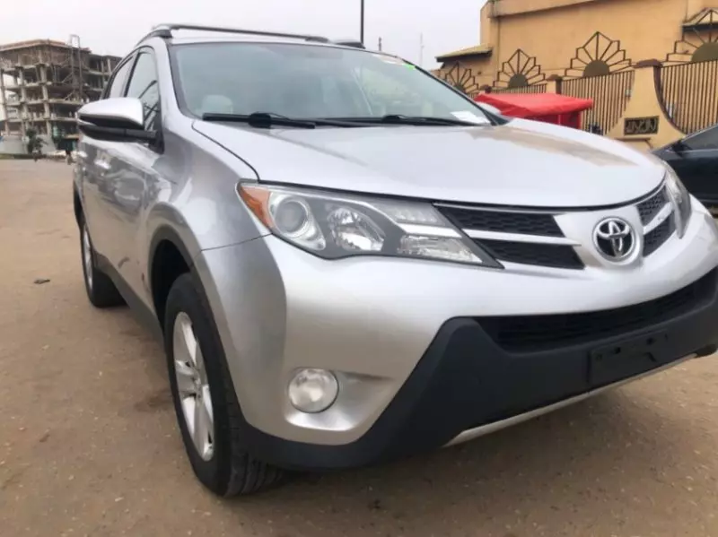 Toyota RAV 4   - 2014