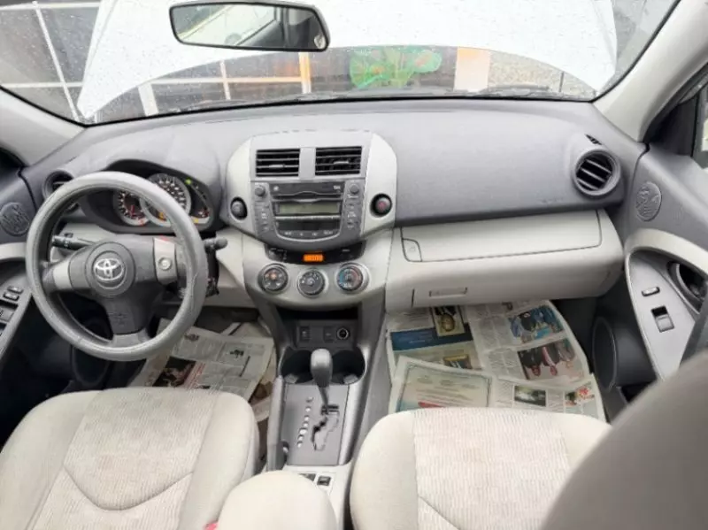 TOYOTA RAV 4   - 2011